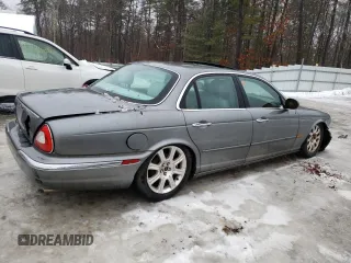 2004 Jaguar XJ with VIN SAJWA71C84SG31392, listed as a Copart auction lot 45021135 with 141,849 mi miles and Non Repairable. Bid and sale history available at carsss.com. Image 3.