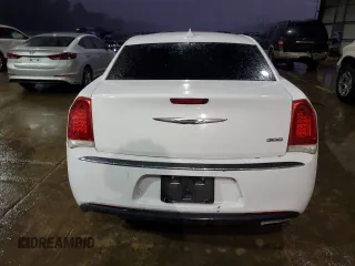 2015 Chrysler 300 Limited with VIN 2C3CCAAG5FH820184, listed as a Copart auction lot 84105134 with 210,459 mi miles and Salvage Title. Bid and sale history available at carsss.com. Image 6.