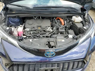 2021 Toyota Sienna XSE with VIN 5TDXSKFC1MS037700, listed as a Copart auction lot 56537175 with 62,411 mi miles and Salvage title. Bid and sale history available at DreamBid. Image 12.