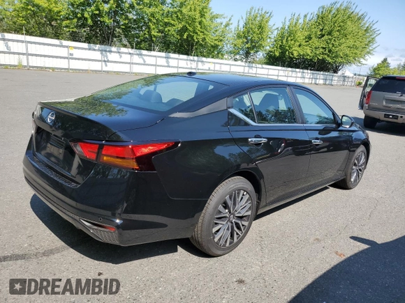 2025 Nissan Altima SV z VIN 1N4BL4DV2SN383500, wystawiony jako Copart lot #59168345 z przebiegiem 1 987 mil mil oraz Czysty tytuł • Clean title. Historia ofert i sprzedaży dostępna na DreamBid. Obrazek 3.