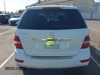 2009 Mercedes-Benz M 350 with VIN 4JGBB86E89A512516, listed as a IAAI auction lot 42078912 with 146,803 mi miles and . Bid and sale history available at carsss.com. Image 16.