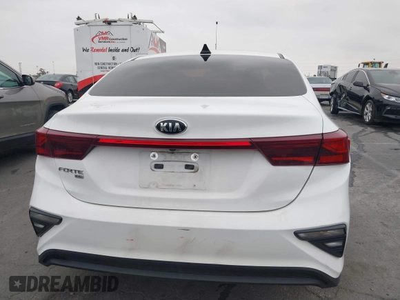 2021 Kia Forte FE with VIN 3KPF24AD2ME345167, listed as a IAAI auction lot 41891668 with 68,050 mi miles. Bid and sale history available at carsss.com. Image 16.