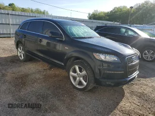 2015 Audi Q7 S line Prestige z VIN WA1DGAFE5FD007723, wystawiony jako Copart lot #52417695 z przebiegiem 154 664 mil mil oraz Szkoda całkowita • Salvage title. Historia ofert i sprzedaży dostępna na DreamBid. Obrazek 4.
