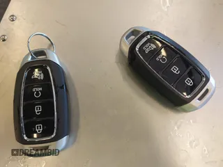 2024 Hyundai Venue Limited with VIN KMHRC8A39RU299012, listed as a IAAI auction lot 40918628 with 7,955 mi miles and . Bid and sale history available at DreamBid. Image 11.