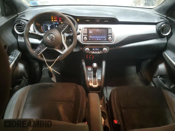 2019 Nissan Kicks S with VIN 3N1CP5CU0KL547685, listed as a Copart auction lot 44407245 with 100,673 mi miles and Salvage Title. Bid and sale history available at carsss.com. Image 8.