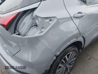2023 Nissan Kicks SV z VIN 3N1CP5CV0PL509549, wystawiony jako IAAI lot #42314220 z przebiegiem 52 589 mil mil oraz . Historia ofert i sprzedaży dostępna na DreamBid. Obrazek 18.