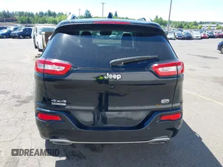 2017 Jeep Cherokee Overland z VIN 1C4PJMJS1HW530604, wystawiony jako IAAI lot #41701168 z przebiegiem 112 945 mil mil oraz . Historia ofert i sprzedaży dostępna na DreamBid. Obrazek 17.