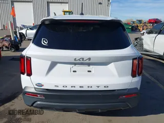 2022 Kia Sorento LX with VIN 5XYRG4LC6NG111914, listed as a IAAI auction lot 41402951 with 46,157 mi miles. Bid and sale history available at carsss.com. Image 17.