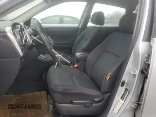 2006 Toyota Matrix STD z VIN 2T1LR32E06C563125, wystawiony jako Copart lot #55683475 z przebiegiem 174 891 mil mil oraz Tytuł czysty. Historia ofert i sprzedaży dostępna na DreamBid. Obrazek 7.