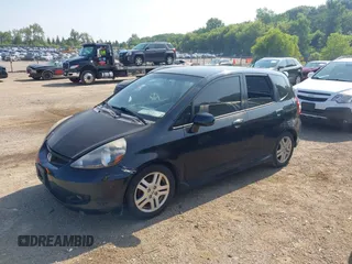 2007 Honda Fit Sport with VIN JHMGD38687S033127, listed as a IAAI auction lot 42722884 with 174,818 mi miles and . Bid and sale history available at DreamBid. Image 2.