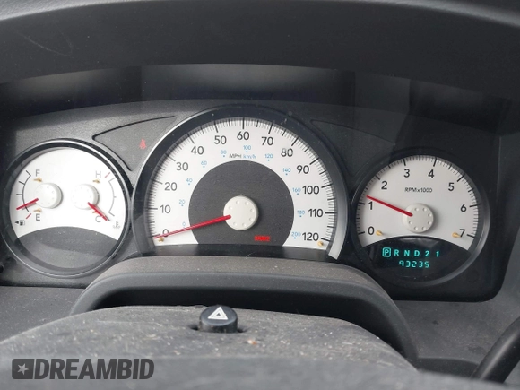 2009 Dodge Dakota ST with VIN 1D7HW28K79S798359, listed as a IAAI auction lot 41534458 with 93,235 mi miles and . Bid and sale history available at carsss.com. Image 7.