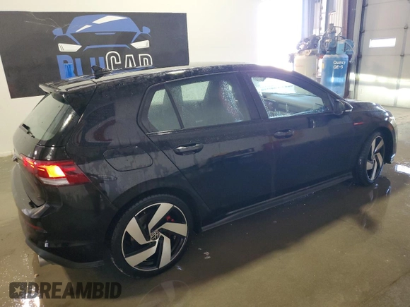 2024 Volkswagen GTI S z VIN WVWGA7CD1RW219885, wystawiony jako Copart lot #61720445 z przebiegiem 16 009 mil mil oraz Czysty tytuł • Clean title. Historia ofert i sprzedaży dostępna na DreamBid. Obrazek 3.