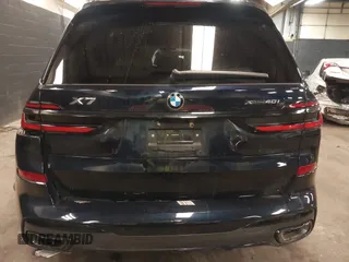 2025 BMW X7 xDrive40i with VIN 5UX23EM02S9X10070, listed as a IAAI auction lot 41735838 with 5,523 mi miles. Bid and sale history available at carsss.com. Image 16.