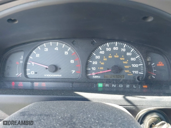 2001 Toyota 4Runner SR5 with VIN JT3GN86R810199292, listed as a IAAI auction lot 41779004 with 247,047 mi miles. Bid and sale history available at carsss.com. Image 7.