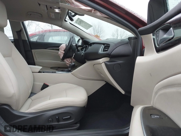 2018 Buick Regal Essence with VIN W04GV8SX1J1081380, listed as a IAAI auction lot 41996285 with 83,437 mi miles and . Bid and sale history available at DreamBid. Image 5.