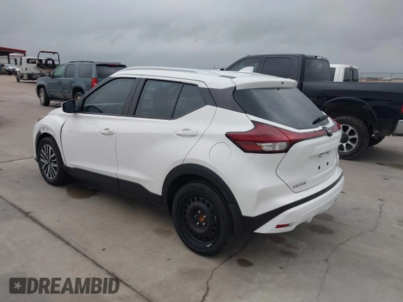 2023 Nissan Kicks SV with VIN 3N1CP5CV5PL487743, listed as a IAAI auction lot 41401511 with 24,670 mi miles. Bid and sale history available at carsss.com. Image 3.