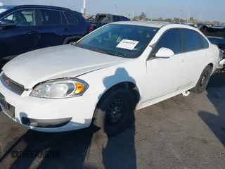 2016 Chevrolet Impala Limited Police Police with VIN 2G1WD5E3XG1101908, listed as a IAAI auction lot 41461498 with 141,481 mi miles. Bid and sale history available at carsss.com. Image 2.