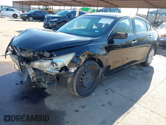 2014 Nissan Altima S with VIN 1N4AL3AP0EC284735, listed as a IAAI auction lot 41212568 with 194,625 mi miles and . Bid and sale history available at DreamBid. Image 2.