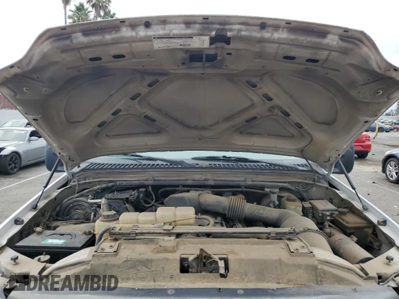 2000 Ford Super Duty F-250 XL with VIN 1FTNF20SXYEE41859, listed as a Copart auction lot 59682704 with 190,234 mi miles and Salvage Title. Bid and sale history available at carsss.com. Image 12.