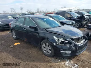 2015 Nissan Altima 2.5 S with VIN 1N4AL3AP0FC466159, listed as a IAAI auction lot 41617703 with 82,310 mi miles. Bid and sale history available at carsss.com. Image 1.
