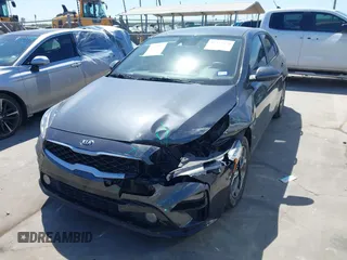 2021 Kia Forte LXS z VIN 3KPF24ADXME356322, wystawiony jako IAAI lot #42237624 z przebiegiem 52 609 mil mil oraz . Historia ofert i sprzedaży dostępna na DreamBid. Obrazek 2.