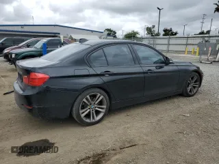 2014 BMW 3 Series 328i z VIN WBA3C1C56EK113073, wystawiony jako Copart lot #53875915 z przebiegiem 166 403 mil mil oraz Czysty tytuł • Clean title. Historia ofert i sprzedaży dostępna na DreamBid. Obrazek 3.