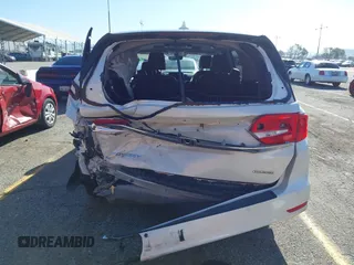 2018 Honda Odyssey Touring with VIN 5FNRL6H8XJB019122, listed as a IAAI auction lot 41820212 with 144,014 mi miles. Bid and sale history available at carsss.com. Image 17.