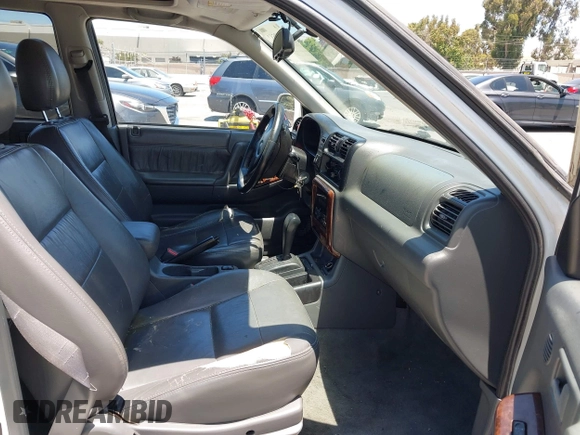 1999 Isuzu Rodeo S with VIN 4S2CK58W1X4344442, listed as a IAAI auction lot 42519582 with 185,098 mi miles and . Bid and sale history available at DreamBid. Image 5.