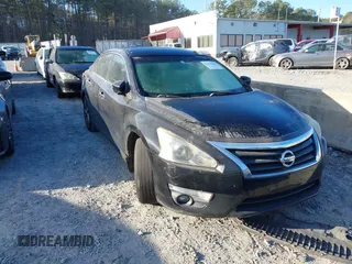 2014 Nissan Altima S with VIN 1N4AL3AP6EC109292, listed as a IAAI auction lot 41645402 with 264,390 mi miles and . Bid and sale history available at DreamBid. Image 1.
