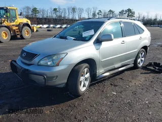 2005 Lexus RX 330 with VIN 2T2HA31U45C072279, listed as a IAAI auction lot 41903975 with 246,866 mi miles. Bid and sale history available at carsss.com. Image 2.