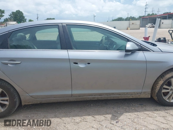 2016 Hyundai Sonata SE с VIN 5NPE24AFXGH367060, выставлен на аукционе IAAI как лот 42492315 с пробегом 198 065 миль миль и . История ставок и продаж доступна на DreamBid. Изображение 13.