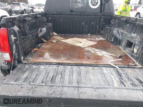 2017 Toyota Tacoma SR5 with VIN 5TFAZ5CN0HX053573, listed as a IAAI auction lot 41797867 with 102,628 mi miles and . Bid and sale history available at DreamBid. Image 18.