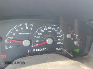 2004 Ford Expedition Special Service с VIN 1FMFU16L44LB00284, выставлен на аукционе Copart как лот 62785445 с пробегом 101 301 миль миль и Списание • Salvage title. История ставок и продаж доступна на DreamBid. Изображение 9.