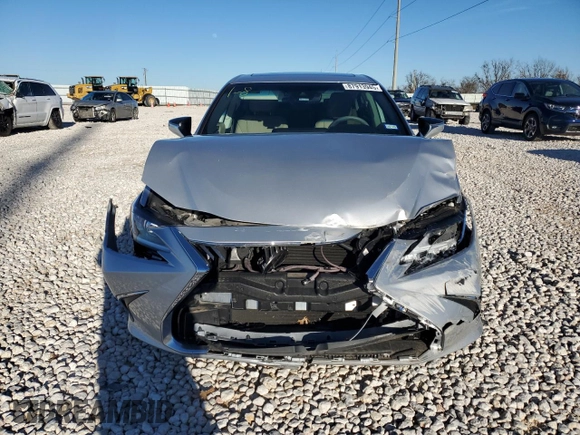 2021 Lexus ES with VIN 58AD11D14MU002358, listed as a Copart auction lot 87913945 with 10,161 mi miles and Salvage Title. Bid and sale history available at carsss.com. Image 5.