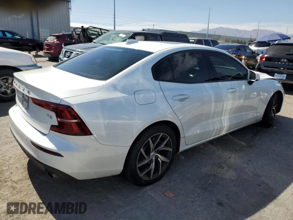 2020 Volvo S60 Momentum with VIN 7JR102FK2LG034687, listed as a Copart auction lot 59470314 with 56,012 mi miles and Salvage Title. Bid and sale history available at carsss.com. Image 3.