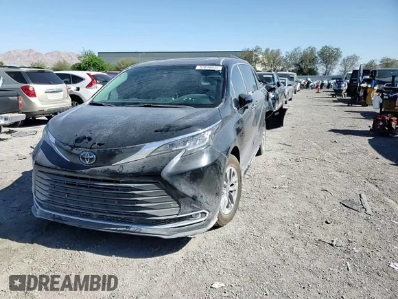 2021 Toyota Sienna XLE with VIN 5TDYRKEC1MS064669, listed as a Copart auction lot 57818955 with 120,181 mi miles and Salvage title. Bid and sale history available at DreamBid. Image 14.