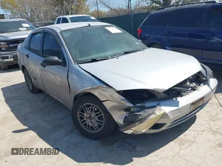 2006 Ford Focus S with VIN 1FAHP34N26W136163, listed as a IAAI auction lot 41775984 with 232,857 mi miles and . Bid and sale history available at carsss.com. Image 1.