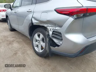 2021 Toyota Highlander L z VIN 5TDCZRBHXMS072546, wystawiony jako IAAI lot #42071752 z przebiegiem 47 233 mil mil oraz . Historia ofert i sprzedaży dostępna na DreamBid. Obrazek 6.