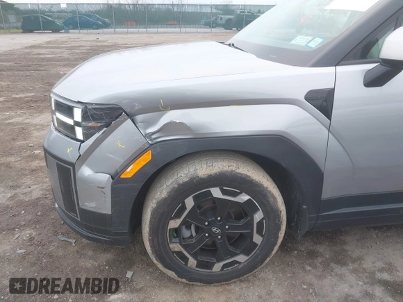 2024 Hyundai Santa Fe SE with VIN 5NMP1DGL2RH041164, listed as a IAAI auction lot 41976008 with 5,584 mi miles and . Bid and sale history available at DreamBid. Image 6.