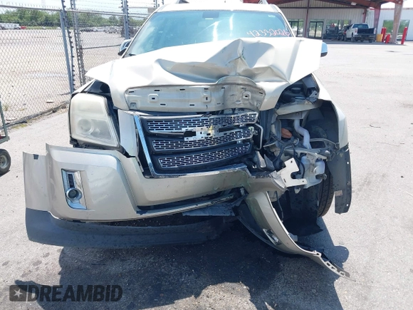 2011 GMC Terrain SLT-2 z VIN 2CTALWEC8B6351318, wystawiony jako IAAI lot #42332026 z przebiegiem 170 322 mil mil oraz . Historia ofert i sprzedaży dostępna na DreamBid. Obrazek 6.