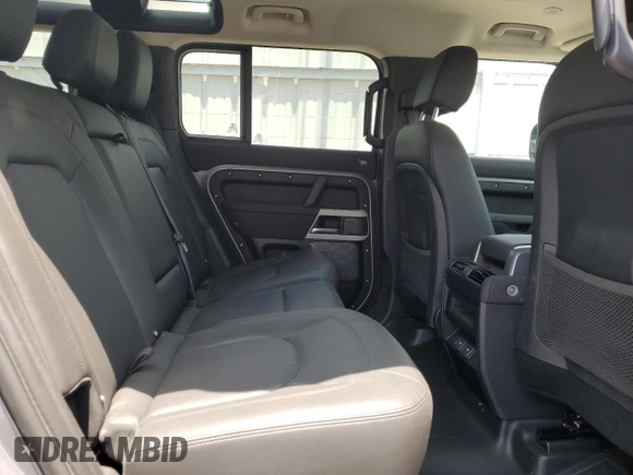 2023 Land Rover Defender S with VIN SALEJ7EX9P2225543, listed as a Copart auction lot 58923035 with 30,908 mi miles and Clean title. Bid and sale history available at DreamBid. Image 11.