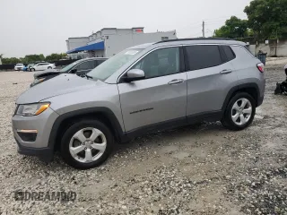 2019 Jeep Compass Latitude with VIN 3C4NJCBB3KT636386, listed as a Copart auction lot 58555305 with 97,923 mi miles and Salvage title. Bid and sale history available at DreamBid. Image 1.