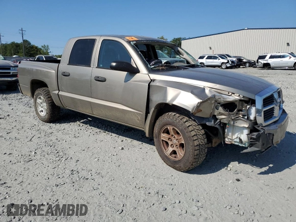 2007 Dodge Dakota SLT with VIN 1D7HE48K87S166384, listed as a Copart auction lot 69531474 with 102,092 mi miles and Salvage Title. Bid and sale history available at carsss.com. Image 4.