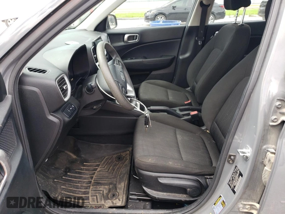 2022 Hyundai Venue SE with VIN KMHRB8A37NU134637, listed as a Copart auction lot 60866415 with 121,028 mi miles and Salvage title. Bid and sale history available at DreamBid. Image 7.