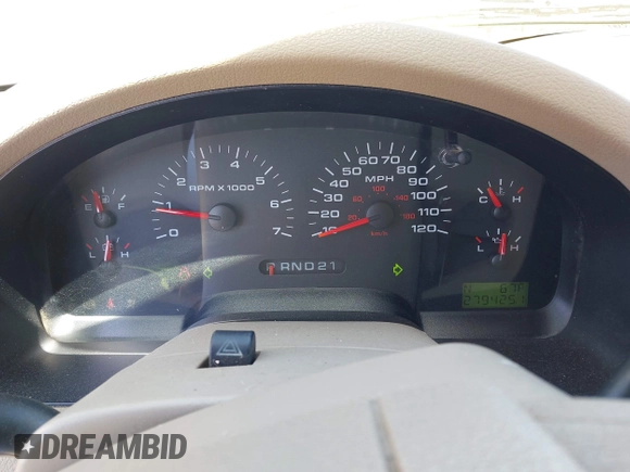2005 Ford F-150 XLT with VIN 1FTPW145X5KD57271, listed as a IAAI auction lot 42062146 with 279,425 mi miles. Bid and sale history available at carsss.com. Image 7.