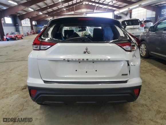 2022 Mitsubishi Eclipse Cross LE with VIN JA4ATVAA8NZ014242, listed as a Copart auction lot 46140565 with 0 mi miles and Salvage Title. Bid and sale history available at carsss.com. Image 6.