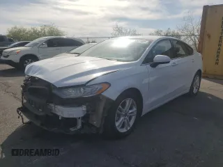 2018 Ford Fusion SE z VIN 3FA6P0H74JR220742, wystawiony jako Copart lot #52624665 z przebiegiem 117 227 mil mil oraz Szkoda całkowita • Salvage title. Historia ofert i sprzedaży dostępna na DreamBid. Obrazek 1.