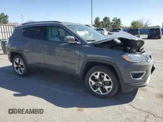 2020 Jeep Compass Limited z VIN 3C4NJDCB0LT215585, wystawiony jako Copart lot #50171655 z przebiegiem 105 579 mil mil oraz Szkoda całkowita • Salvage title. Historia ofert i sprzedaży dostępna na DreamBid. Obrazek 4.