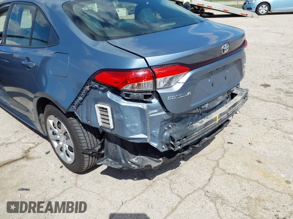 2020 Toyota Corolla LE with VIN JTDEPRAE0LJ070323, listed as a IAAI auction lot 41985664 with 57,502 mi miles and . Bid and sale history available at DreamBid. Image 6.