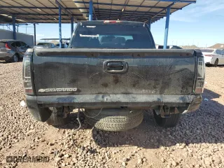 2006 Chevrolet Silverado 1500 LT1 with VIN 2GCEC13T061181011, listed as a Copart auction lot 50642355 with 146,708 mi miles and Salvage Title. Bid and sale history available at carsss.com. Image 6.